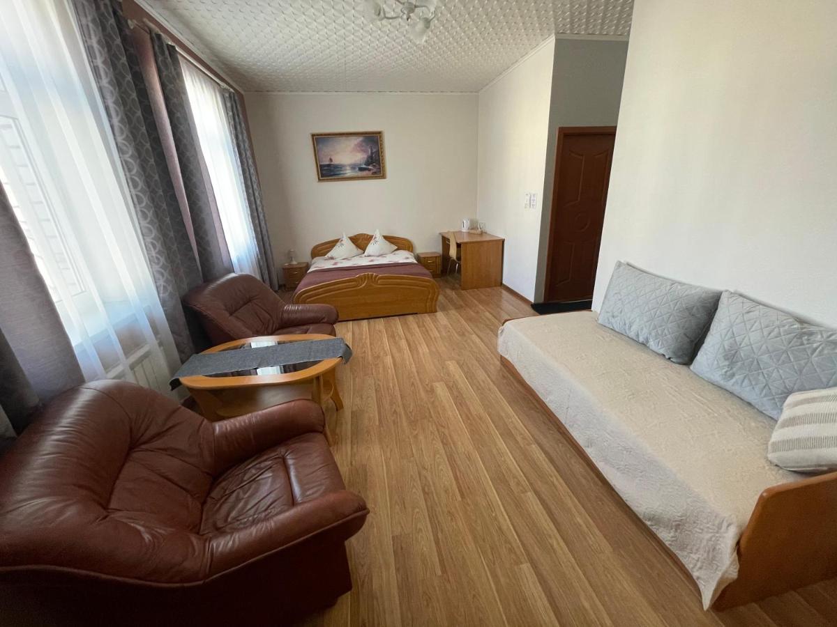 Hotel Saules Rati Daugavpils Exteriér fotografie