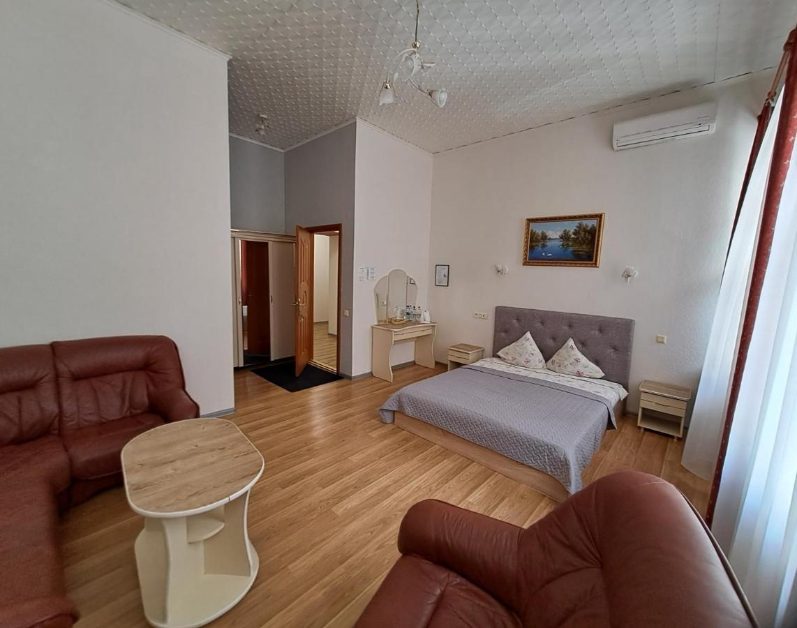 Hotel Saules Rati Daugavpils Exteriér fotografie
